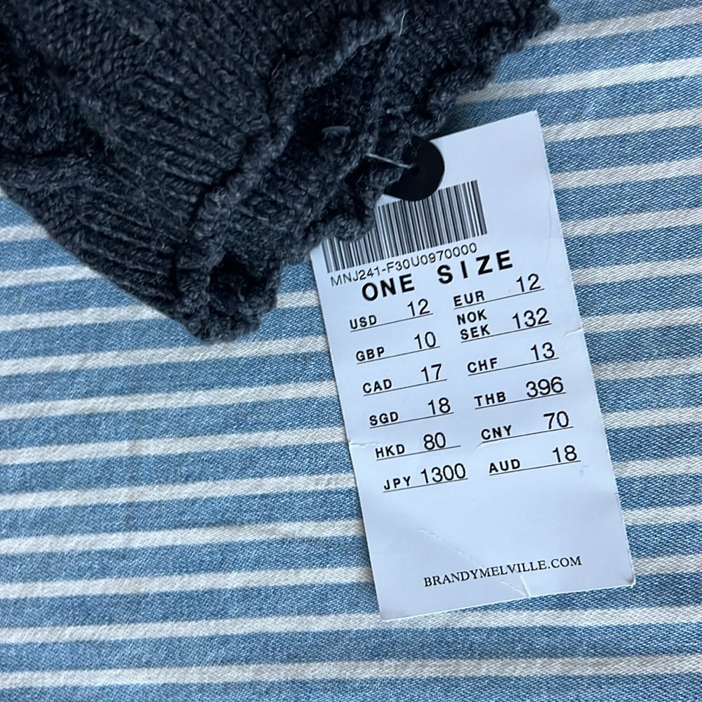 NWT BRANDY MELVILLE knit arm or leg warmers, gray - Picture 2 of 4